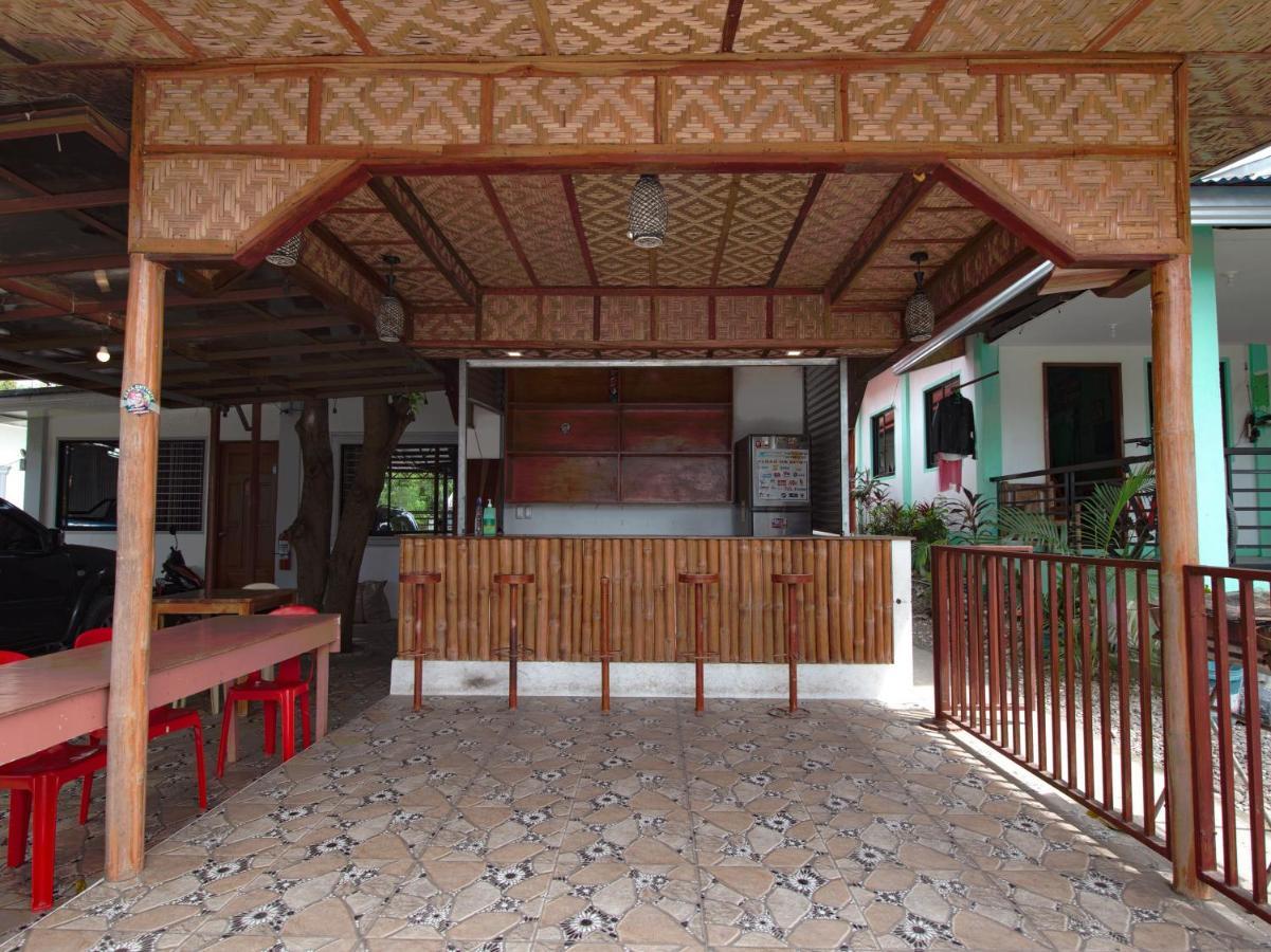 Oyo 777 Rn Guesthouse Moalboal Exteriér fotografie